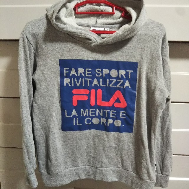 FILA(フィラ)のFILA裏起毛パーカー140 キッズ/ベビー/マタニティのキッズ服男の子用(90cm~)(ジャケット/上着)の商品写真