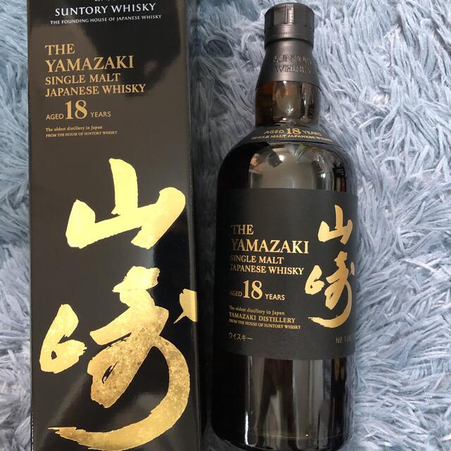 サントリー(サントリー)の専用　　正規品 サントリー 山崎 18年　700ml　山崎18年 　本物 食品/飲料/酒の酒(ウイスキー)の商品写真