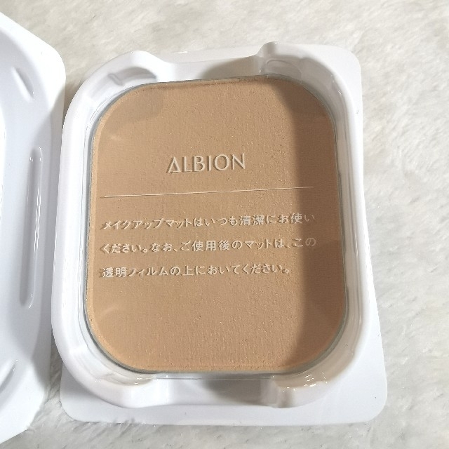 ALBION(アルビオン)のアルビオン  パウダーファンデーション  詰替用 コスメ/美容のベースメイク/化粧品(ファンデーション)の商品写真