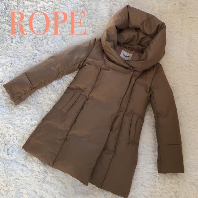 ROPE’(ロペ)のROPE ロペ　ダウンジャケット　ベージュ　36 ダウン90% レディースのジャケット/アウター(ダウンジャケット)の商品写真