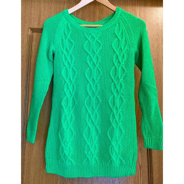 ビタミンカラー　鮮やか　グリーン　ニット　ざっくり　編み込み　緑色　ウール