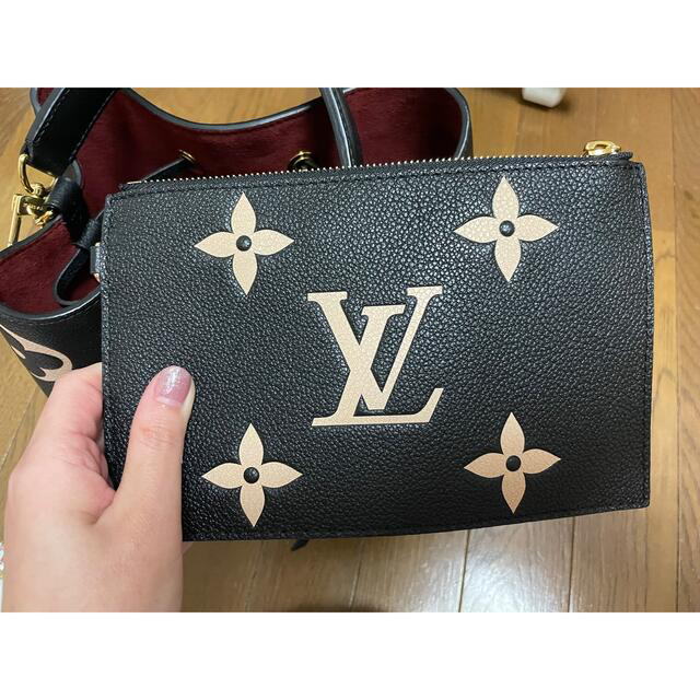 LOUIS VUITTON(ルイヴィトン)のルイヴィトン　ネオノエMM 美品 レディースのバッグ(ショルダーバッグ)の商品写真