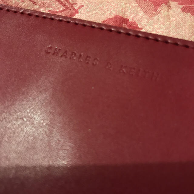 Charles and Keith(チャールズアンドキース)のAmiii様専用👜レザーポーチ レディースのファッション小物(ポーチ)の商品写真