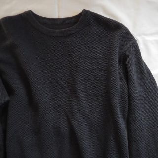 コモリ(COMOLI)のcrepuscule moss stitch L/S クルーネックセーター　黒(ニット/セーター)