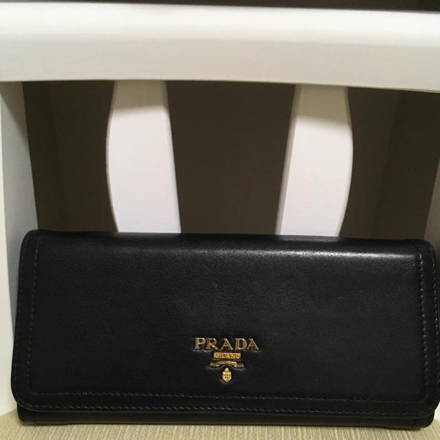 PRADA(プラダ)の12/19、12/20限定お値下げ♡PRADA レディースのファッション小物(財布)の商品写真