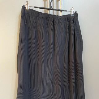 イッセイミヤケ(ISSEY MIYAKE)のイッセイミヤケ　プリーツスカート未使用品（547）(ひざ丈スカート)