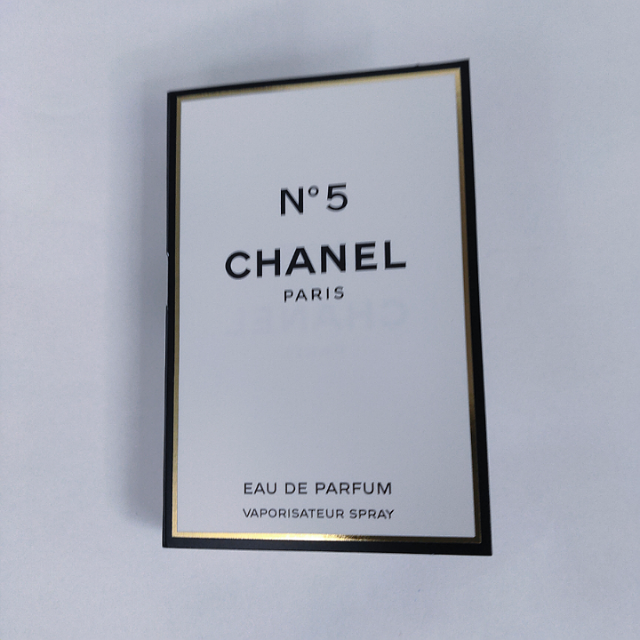 CHANEL(シャネル)のCHANEL シャネル N°5 オードゥ パルファム 香水 コスメ/美容の香水(香水(女性用))の商品写真