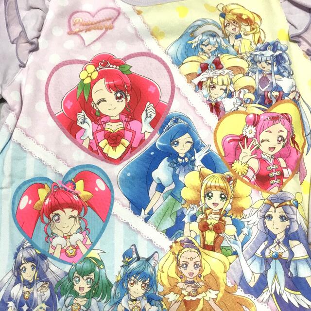 BANDAI(バンダイ)のプリキュア オールスターズ　光るパジャマＤＸ　120 キッズ/ベビー/マタニティのキッズ服女の子用(90cm~)(パジャマ)の商品写真