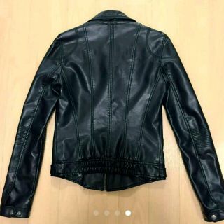 ザラ(ZARA)のZARAフェイクレザー　ライダースジャケット(ライダースジャケット)