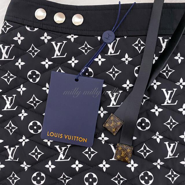 LOUIS VUITTON(ルイヴィトン)のご成約♡新品タグ付【LOUIS VUITTON】2021モノグラムラップスカート レディースのスカート(ミニスカート)の商品写真