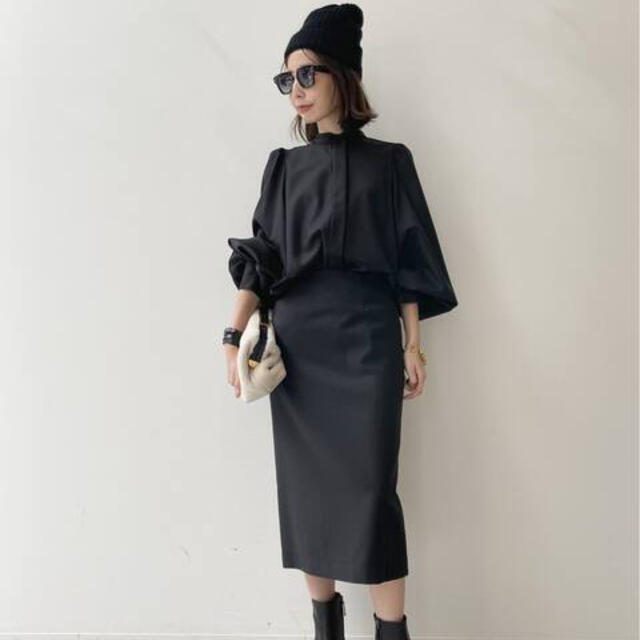 【特別訳あり特価】 L'appartement 新品 完売 - CLASSE DEUXIEME L'Appartement Cerutti Sleeve Big シャツ+ブラウス(長袖+七分) 【特別訳あり特価】 L'appartement 新品 完売 - CLASSE DEUXIEME L'Appartement Cerutti Sleeve Big シャツ+ブラウス(長袖+七分)