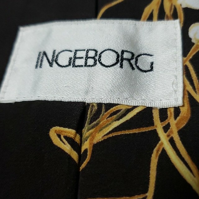 INGEBORG ピンクハウス　ノーカラーレザージャケット　金ボタン