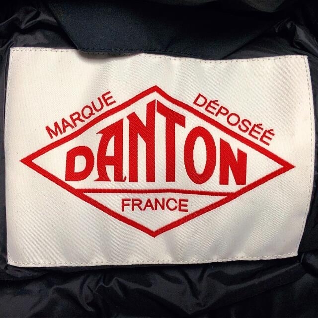 DANTON(ダントン)のDANTON ダントン　ホワイトグースダウン黒　サイズ38 メンズのジャケット/アウター(ダウンジャケット)の商品写真