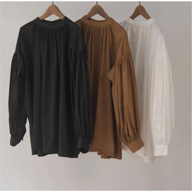 I_am_official  gather volume blouse