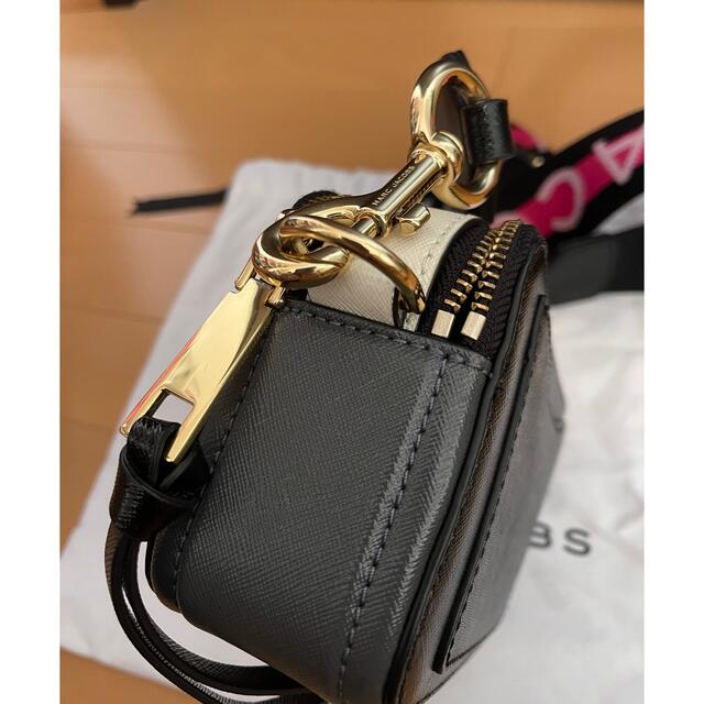 MARC BY MARC JACOBS(マークバイマークジェイコブス)のMARC JACOBS スナップショット レディースのバッグ(ショルダーバッグ)の商品写真