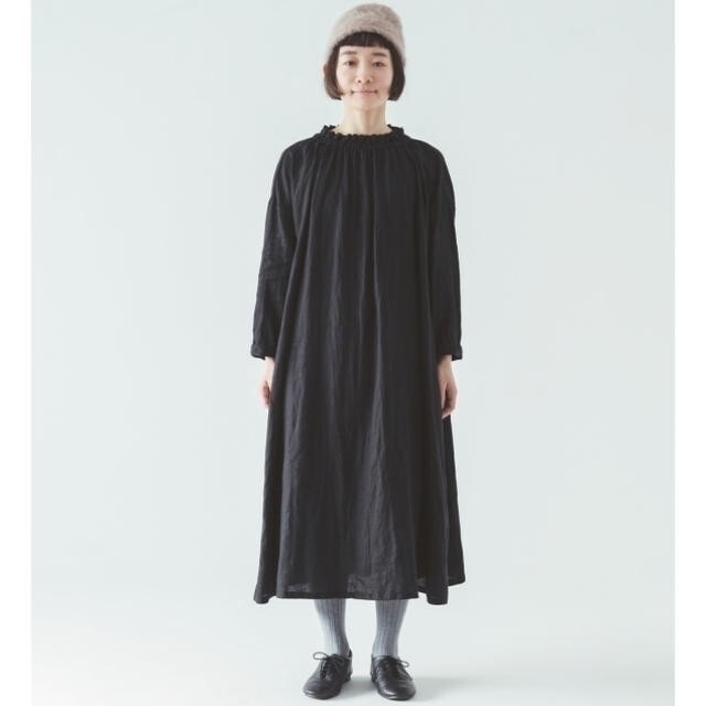 nest Robe(ネストローブ)のネストローブ♡リネンシャーリングネックワンピース レディースのワンピース(ロングワンピース/マキシワンピース)の商品写真