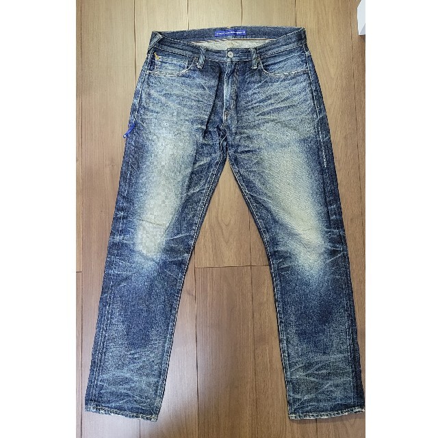 VANQUISH(ヴァンキッシュ)のDENIM BY VANQUISH Size 32 WIDE STRAIGHT メンズのパンツ(デニム/ジーンズ)の商品写真