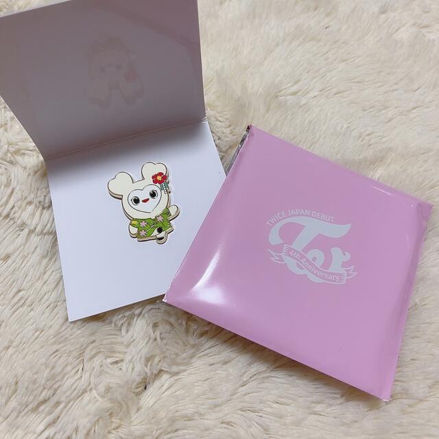 TWICE LOVELYS ランダムピンバッチ ダブリー ダヒョン エンタメ/ホビーのタレントグッズ(アイドルグッズ)の商品写真