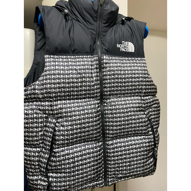 Supreme(シュプリーム)のSupreme Northface Studded Nuptse Vest L メンズのジャケット/アウター(ダウンベスト)の商品写真