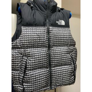 シュプリーム(Supreme)のSupreme Northface Studded Nuptse Vest L(ダウンベスト)