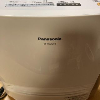 パナソニック(Panasonic)のぱぱ専用　加湿セラミックヒーター　DS-FKS1202(電気ヒーター)