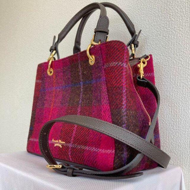 Harris Tweed(ハリスツイード)のHarrisTweedハリスツイード ショルダー　ハンド　バッグ 赤 チェック レディースのバッグ(ショルダーバッグ)の商品写真