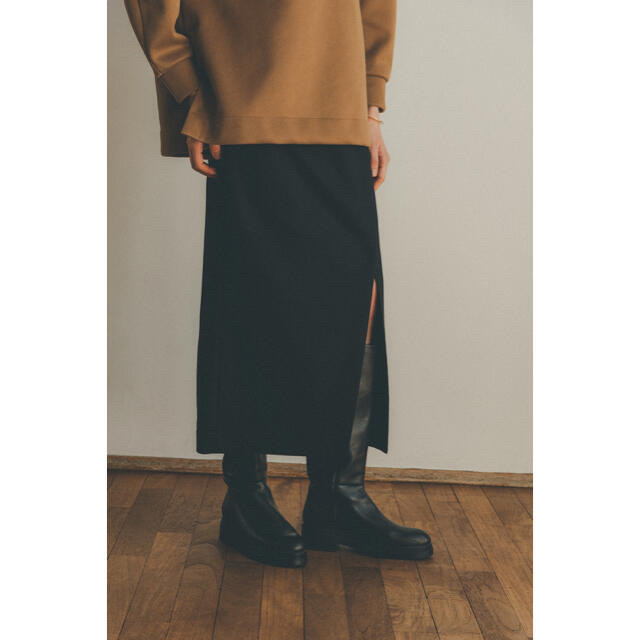 クラネ　CLANE SLANT SLIT STRAIGHT SKIRT  レディースのスカート(ロングスカート)の商品写真