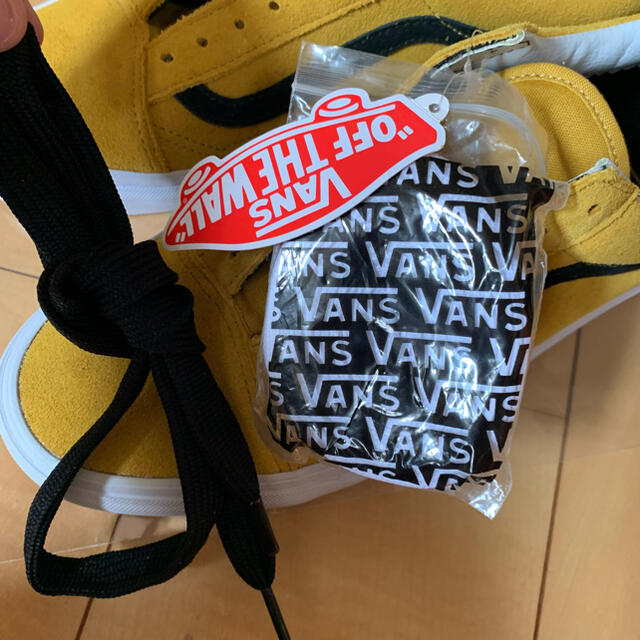 VANS(ヴァンズ)のvans oldskool インターモデル　イエロー　スウェード　suede メンズの靴/シューズ(スニーカー)の商品写真