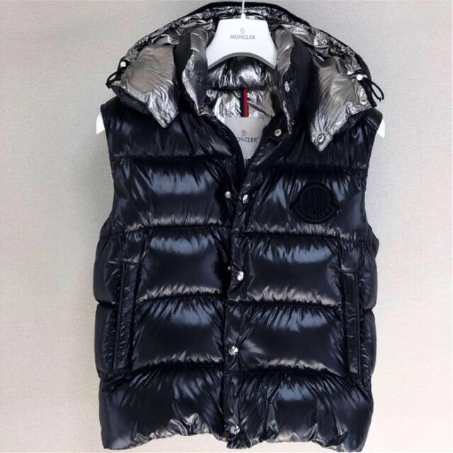 MONCLER(モンクレール)のヨッチン様専用　MONCLER TARNOS タルノス　日本限定モデル　国内正規 メンズのジャケット/アウター(ダウンジャケット)の商品写真