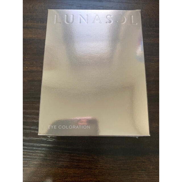 LUNASOL(ルナソル)の最終値引き　ルナソル アイカラーレーション EX17 コスメ/美容のベースメイク/化粧品(アイシャドウ)の商品写真