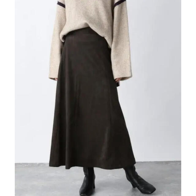 JEANASIS(ジーナシス)のヌバックライクステッチスカート JEANASIS ブラウン ロングスカート レディースのスカート(ロングスカート)の商品写真