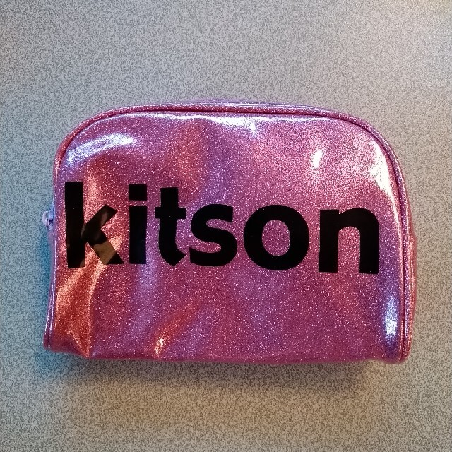 KITSON(キットソン)のKitsonポーチ　ピンクのラメ入り レディースのファッション小物(ポーチ)の商品写真