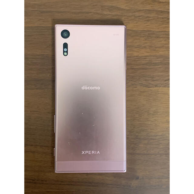 SONY(ソニー)のXperia XZ SO-01J　ピンク スマホ/家電/カメラのスマートフォン/携帯電話(スマートフォン本体)の商品写真