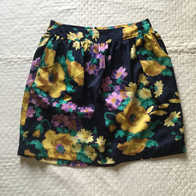 LOWRYS FARM(ローリーズファーム)のLOWRYS FARM 花柄 スカート ミニスカート レディースのスカート(ミニスカート)の商品写真
