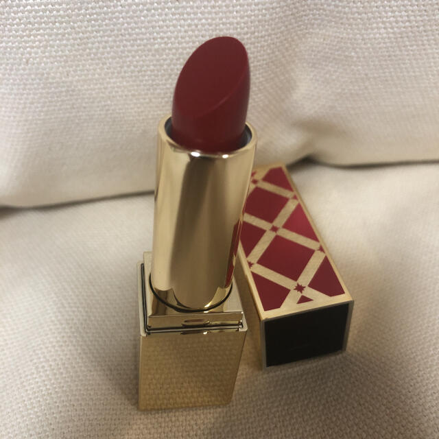 Estee Lauder(エスティローダー)のエスティーローダー口紅 コスメ/美容のベースメイク/化粧品(口紅)の商品写真