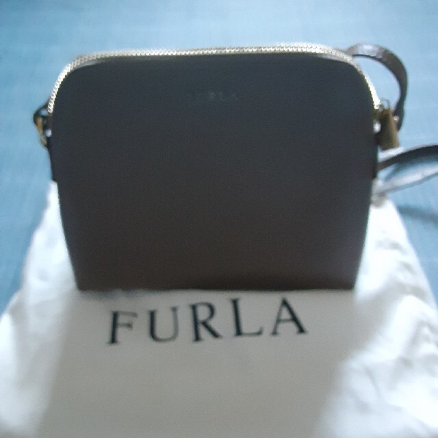 Furla(フルラ)のFURLAショルダーバッグ☆ レディースのバッグ(ショルダーバッグ)の商品写真