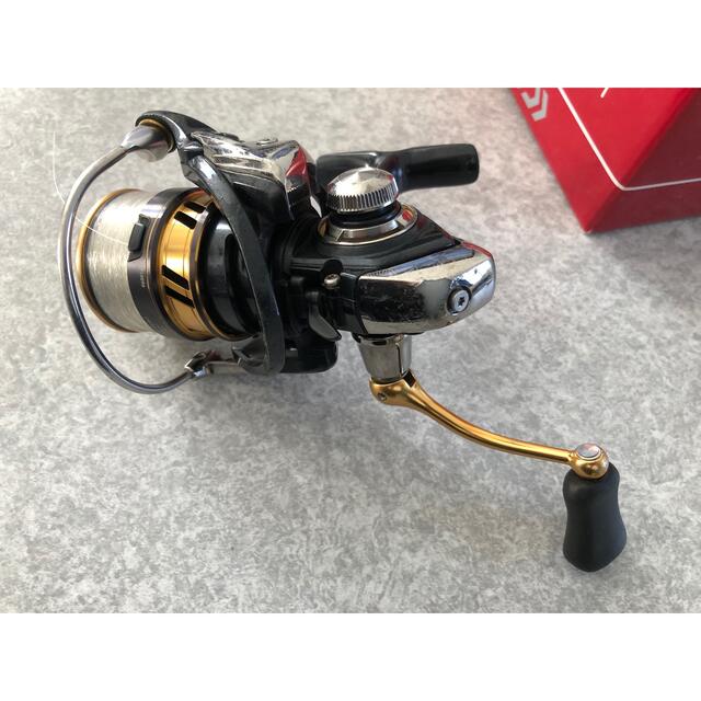 DAIWA(ダイワ)のダイワ　レガリス 2500S LEGALIS スピニング スポーツ/アウトドアのフィッシング(リール)の商品写真