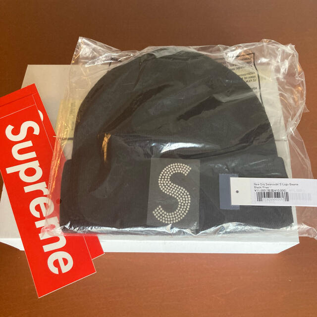 Supreme(シュプリーム)のSupreme New Era Swarovski S Logo Beanie  メンズの帽子(ニット帽/ビーニー)の商品写真