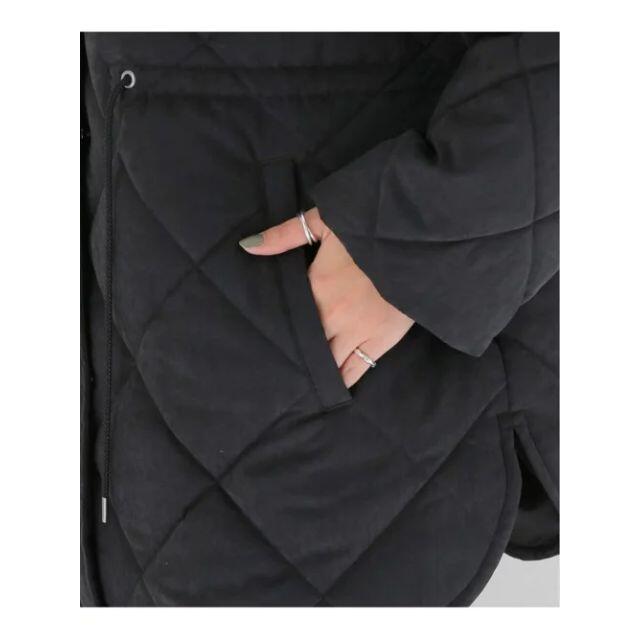 JOURNAL STANDARD(ジャーナルスタンダード)のキルティングポンチョコート 黒 レディースのジャケット/アウター(ポンチョ)の商品写真