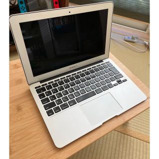 マック(Mac (Apple))のAPPLE MacBook Air MC969J/A Core i5 4,096(ノートPC)