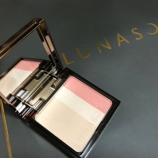 ルナソル(LUNASOL)のLUNASOL ルナソル おしろい チーク 新品(チーク)