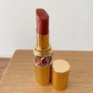 イヴサンローランボーテ(Yves Saint Laurent Beaute)のくろ様 ルージュ ヴォリュプテシャイン No.148(口紅)