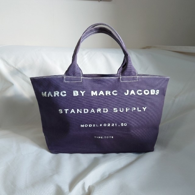 MARC BY MARC JACOBS(マークバイマークジェイコブス)のお値下げ‼️★ MARC BY MARC JACOBS ★ トートバッグ 💕 レディースのバッグ(トートバッグ)の商品写真