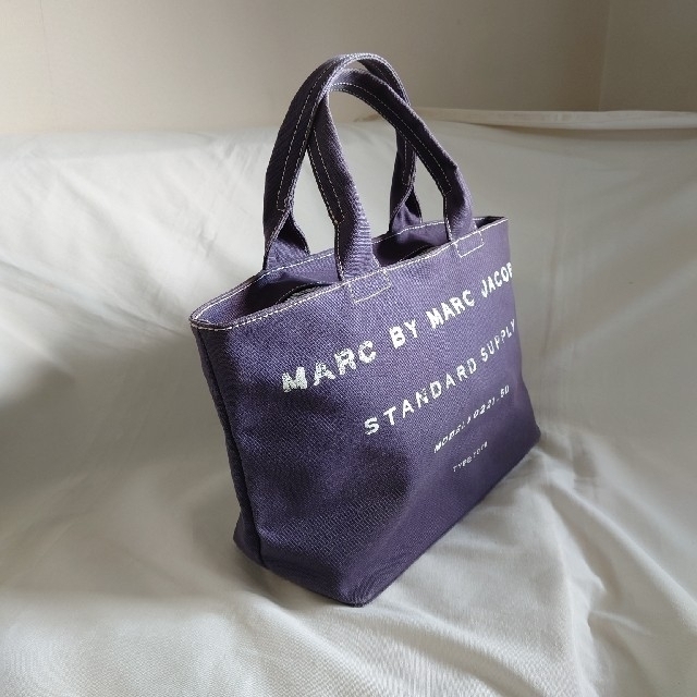 MARC BY MARC JACOBS(マークバイマークジェイコブス)のお値下げ‼️★ MARC BY MARC JACOBS ★ トートバッグ 💕 レディースのバッグ(トートバッグ)の商品写真