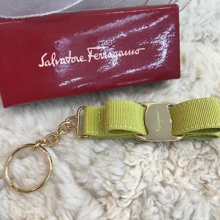 サルヴァトーレフェラガモ(Salvatore Ferragamo)の☆未使用品☆フェラガモ　キーリング　キーホルダー　ヴァラ　リボン(キーホルダー)