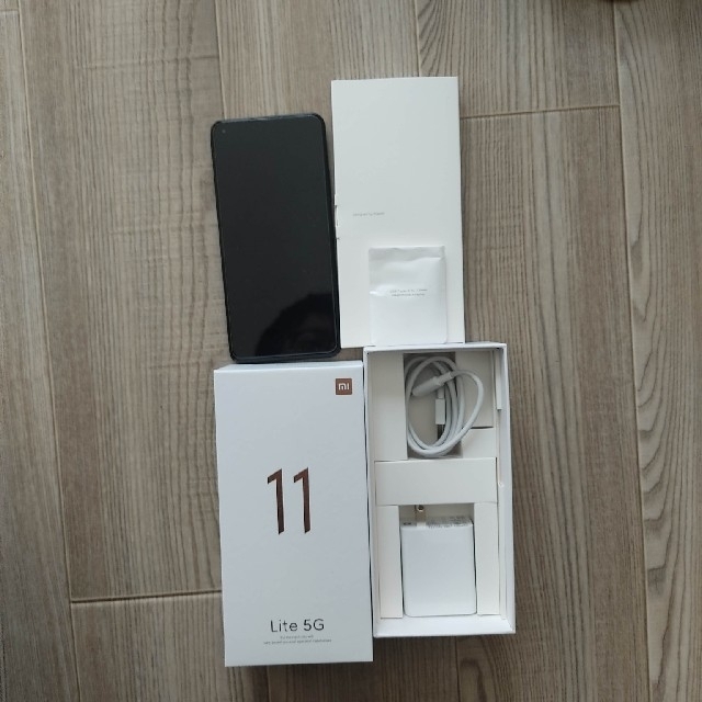 Xiaomi　mi 11lite 5g スマホ/家電/カメラのスマートフォン/携帯電話(スマートフォン本体)の商品写真