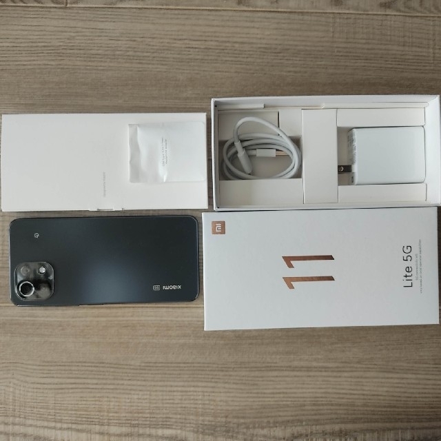 Xiaomi　mi 11lite 5g スマホ/家電/カメラのスマートフォン/携帯電話(スマートフォン本体)の商品写真