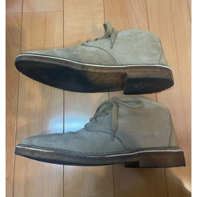 Supreme(シュプリーム)の27cm Supreme clarks Nubuck Desert chukka メンズの靴/シューズ(ブーツ)の商品写真