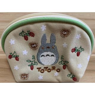 ジブリ(ジブリ)のトトロ　刺繍ポーチ(ポーチ)