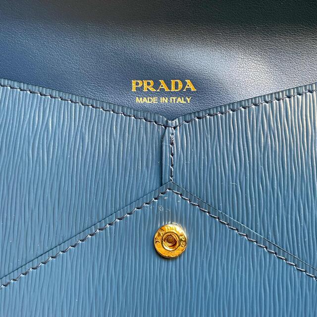 PRADA(プラダ)の未使用 PRADA プラダ エンベロープ 二つ折り長財布 レディースのファッション小物(財布)の商品写真